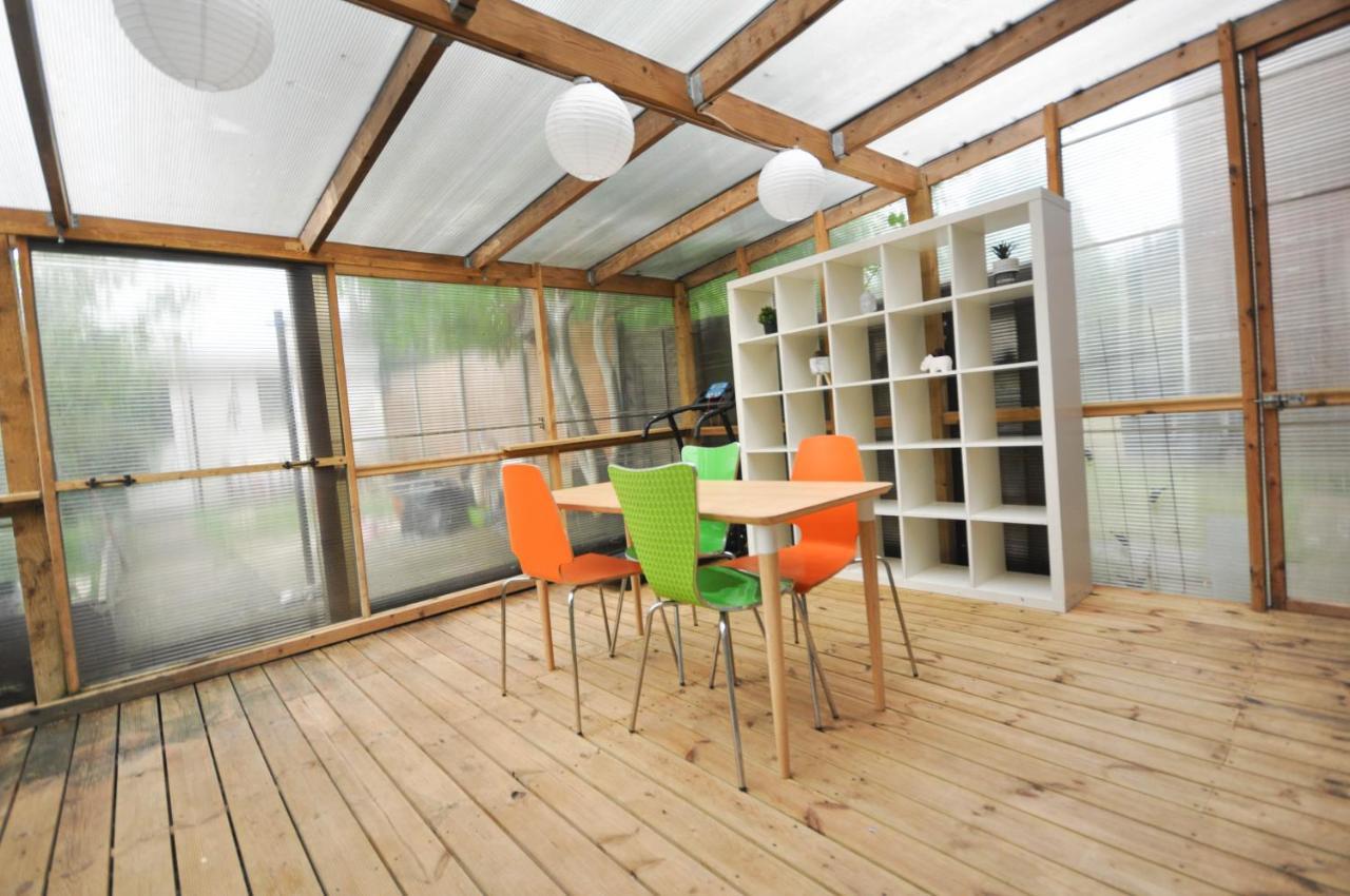 Modern 2 Bed Apartment ルートン エクステリア 写真